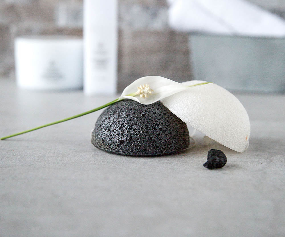 Organic Konjac Svamp Bamboo Charcoal - Uren hud